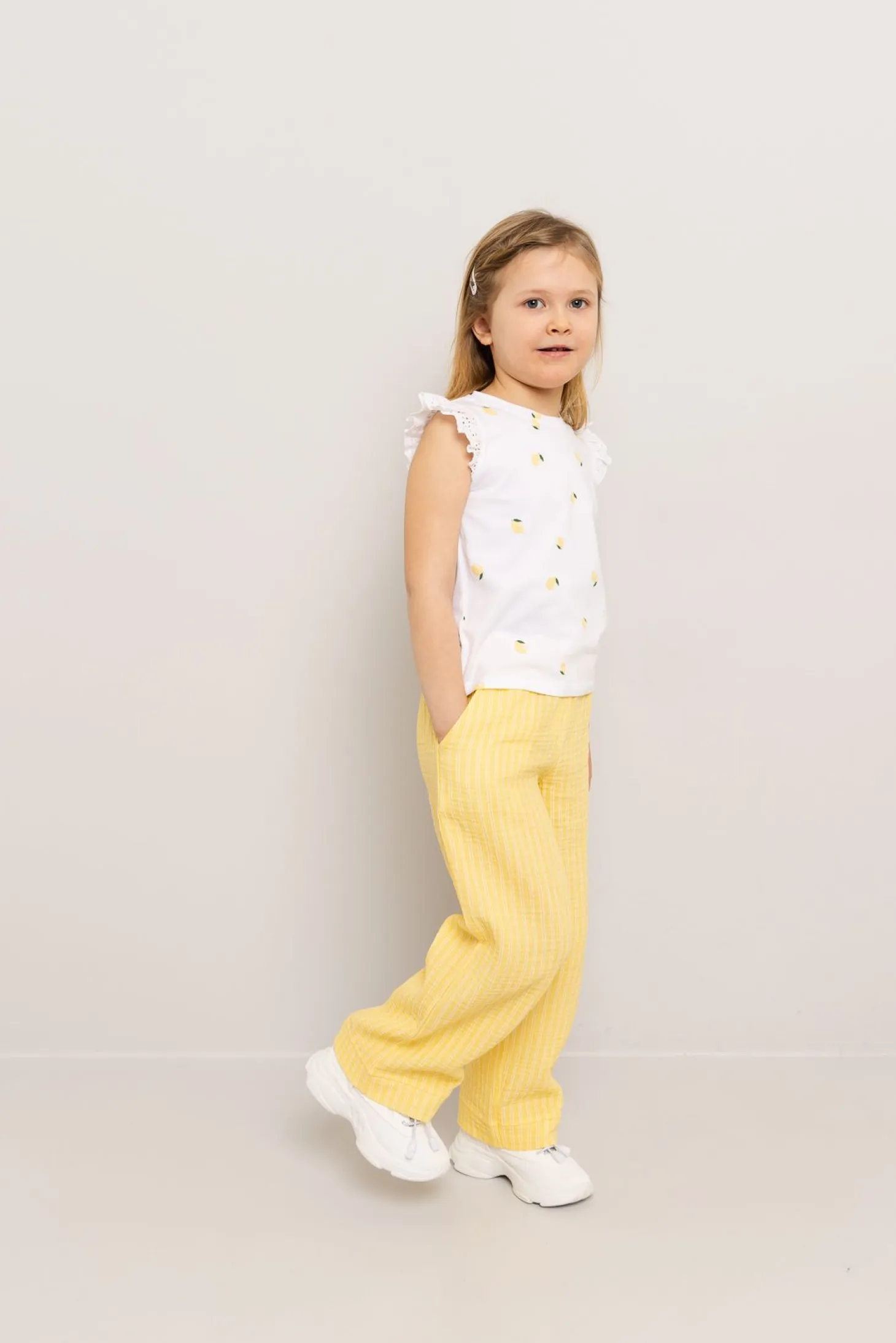 Topp med volanger